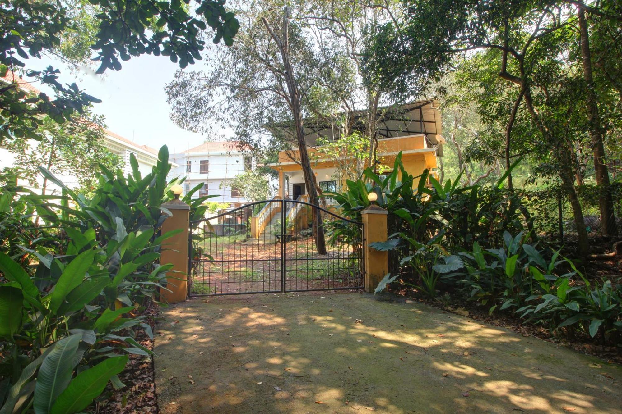 Genesis Abode - Cosy 2 Bhk Home In Assagao - 5 Km From Anjuna & Vagator Beaches Mapusa Exterior photo